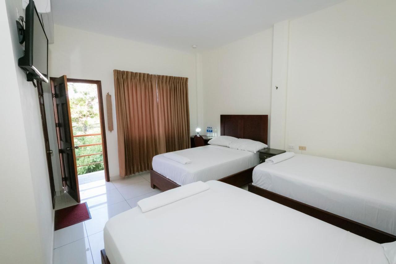Hotel Mediterraneo Inn Santa Rosa de Lima Exterior foto